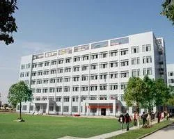 荆州理工职业学院是985还是211